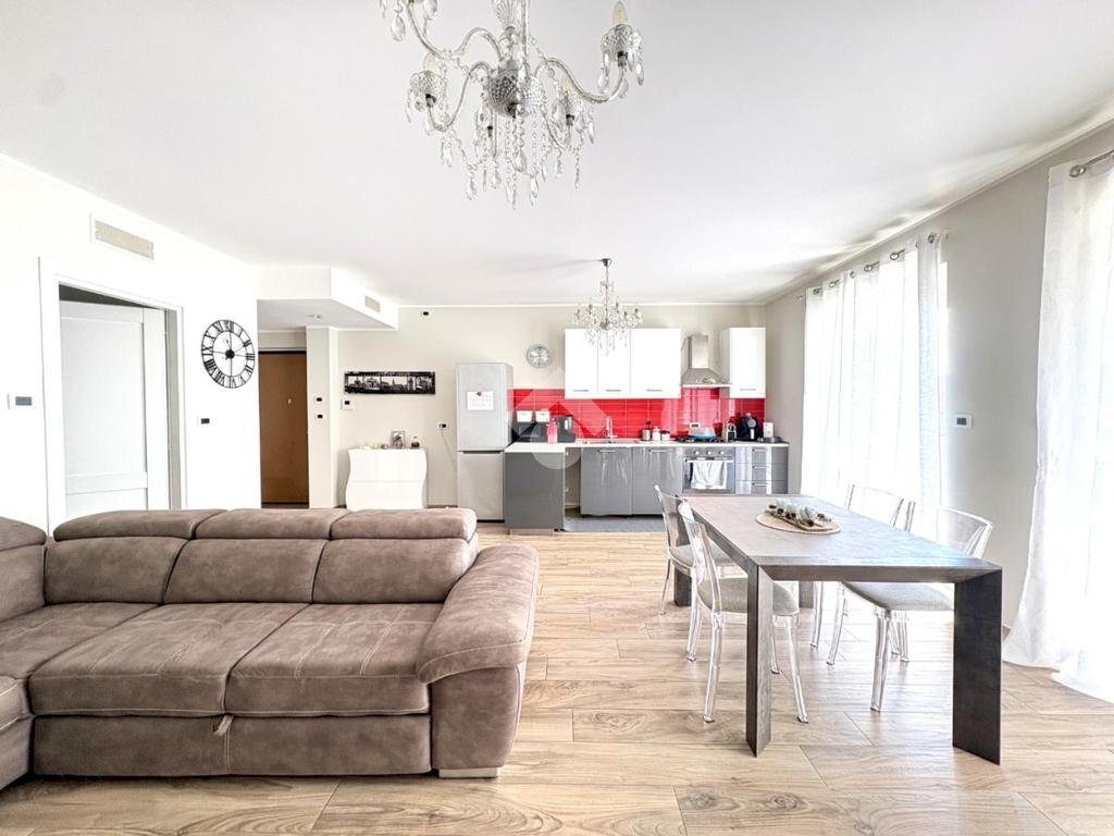 Trilocale Via Borgo Vecchio, Carignano - foto 3