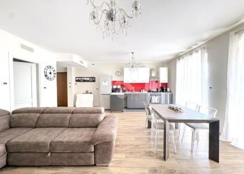 Trilocale Via Borgo Vecchio, Carignano - foto 3