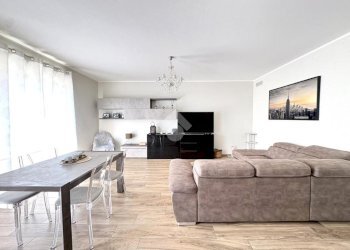 Trilocale Via Borgo Vecchio, Carignano - foto 12