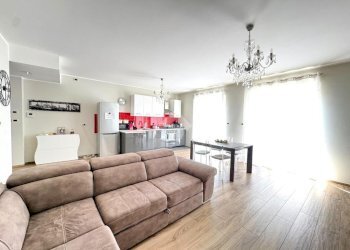 Trilocale Via Borgo Vecchio, Carignano - foto 32