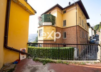 terrazzino - Three-room apartment Via dei Villini, Como - photo 42