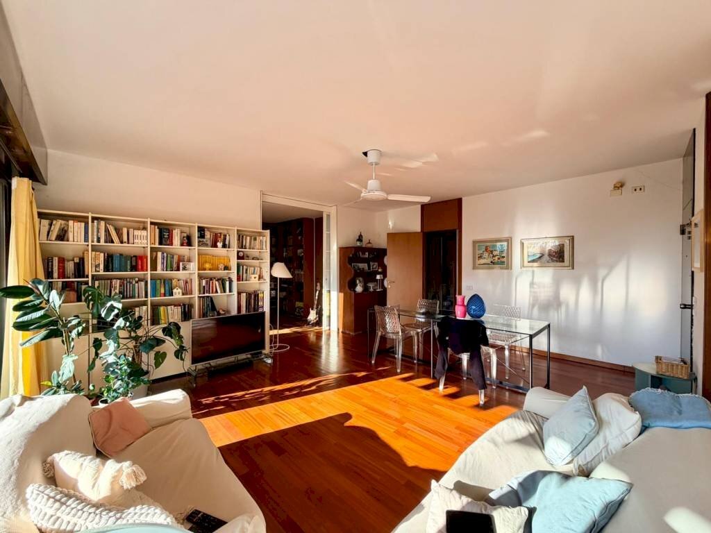 Four-room apartment hamlet Milano 3, Basiglio - photo 1