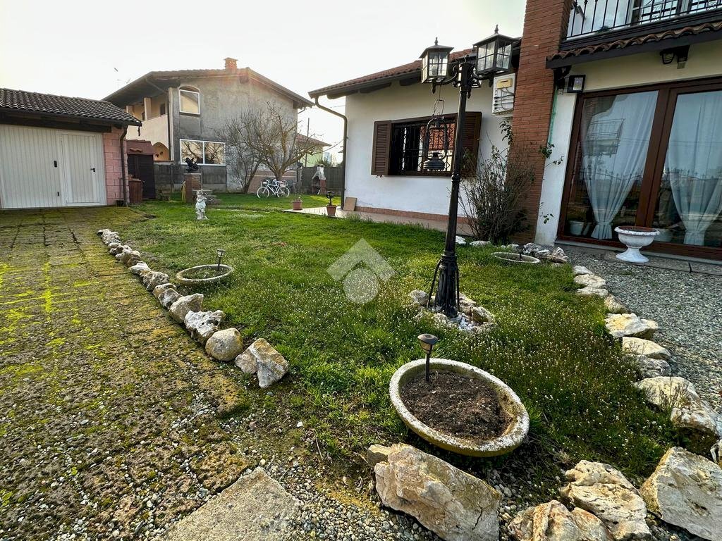 Casa indipendente Via Livorno Ferraris, Bianzè - foto 2