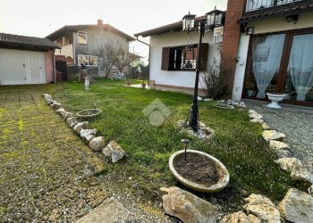 Casa indipendente Via Livorno Ferraris, Bianzè - foto 2
