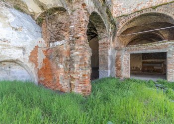 Casale Via San Pietro, 69 
 Trino, Trino - photo 6