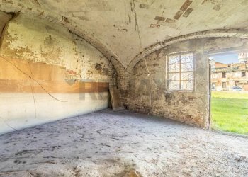 Casale Via San Pietro, 69 
 Trino, Trino - photo 12