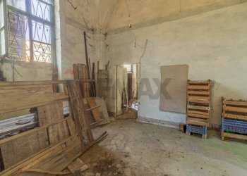 Casale Via San Pietro, 69 
 Trino, Trino - photo 19