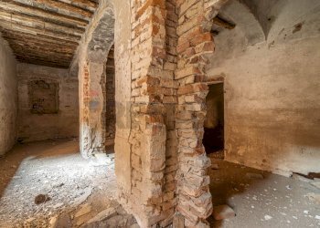 Casale Via San Pietro, 69 
 Trino, Trino - photo 27