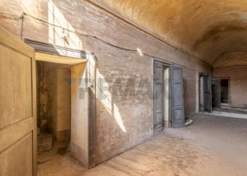 Casale Via San Pietro, 69 
 Trino, Trino - photo 34