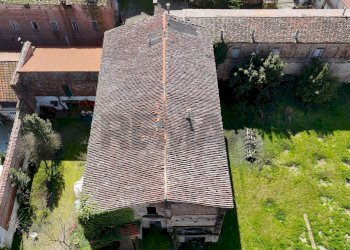 Casale Via San Pietro, 69 
 Trino, Trino - photo 78