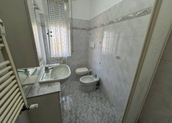 Bilocale Genova (zona Sestri Ponente) - foto 18