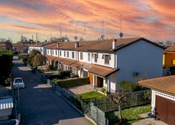 Terraced Villa Via Rosanna Benzi, Baricella - photo 1