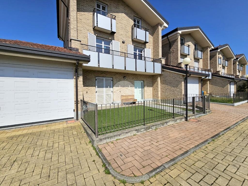 Two-room apartment Via Silvio Pellico, Rondissone - photo 1