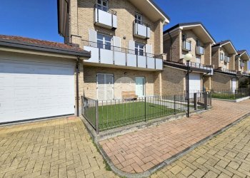 Bilocale Via Silvio Pellico, Rondissone - foto 1