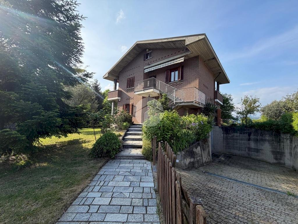 Villa Str. Biellese, Trana - photo 1