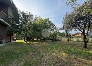 Villa Str. Biellese, Trana - photo 11