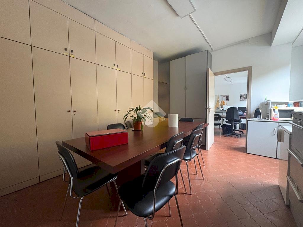 Ufficio Ufficio A Via Calice, Finale Ligure - foto 3