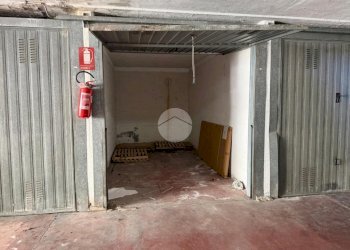 Box Via Raffaello, Grugliasco - foto 1