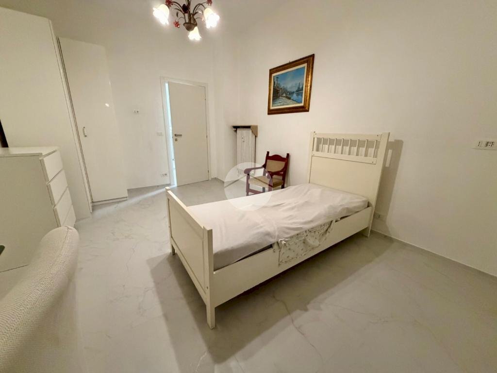 Three-room apartment Via natale palli, Grugliasco - photo 1