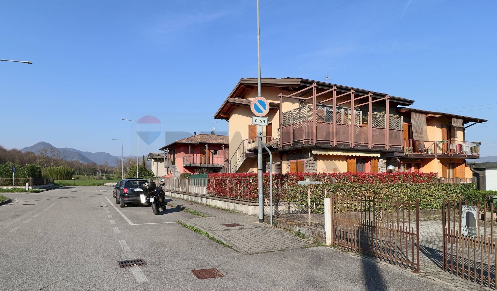 Bilocale via moroni, 6 
 Brembate di Sopra, Brembate di Sopra - foto 2