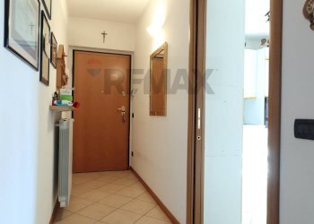 Bilocale via moroni, 6 
 Brembate di Sopra, Brembate di Sopra - foto 5