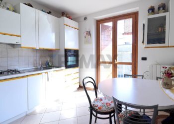 Bilocale via moroni, 6 
 Brembate di Sopra, Brembate di Sopra - foto 13