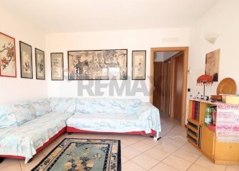 Bilocale via moroni, 6 
 Brembate di Sopra, Brembate di Sopra - foto 11