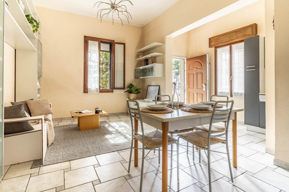 Villa Imola - foto 1