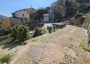 Two-room apartment Via Roma, Ceriana - photo 11