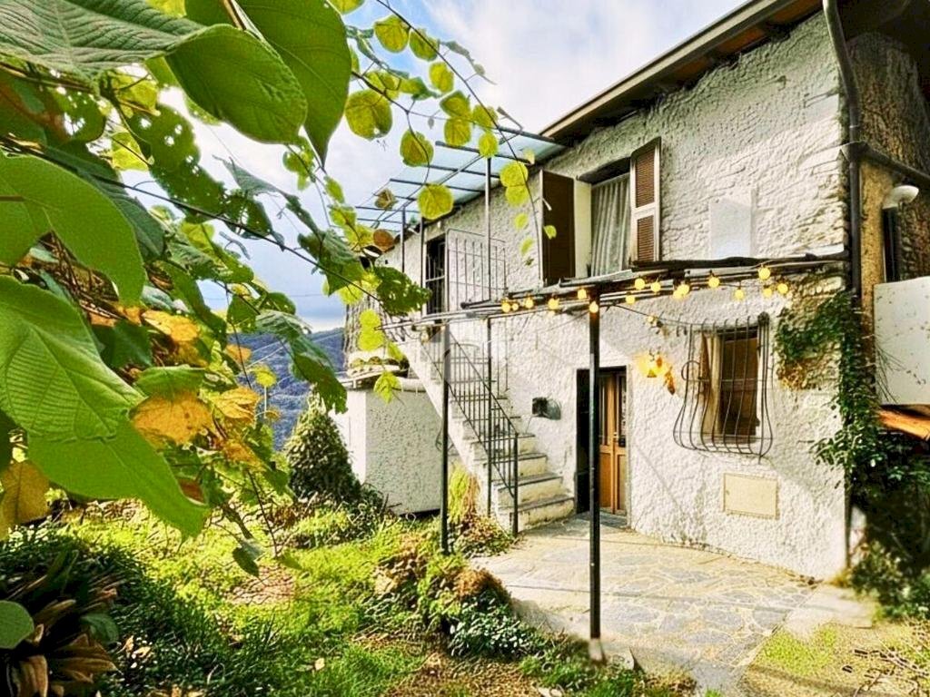 Villa Via sambughea, Triora - photo 1