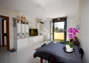 Two-room apartment Viale Biella, Ivrea - photo 1