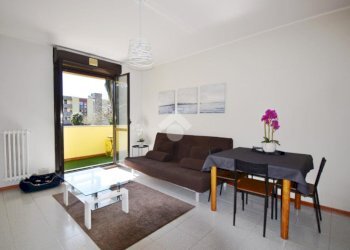 Two-room apartment Viale Biella, Ivrea - photo 2