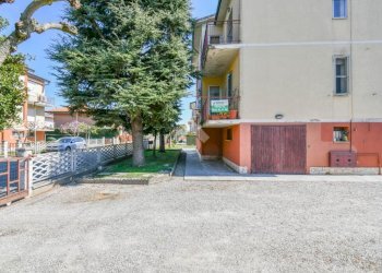 Four-room apartment Via Ferdinando Santi, Poggio Renatico - photo 5