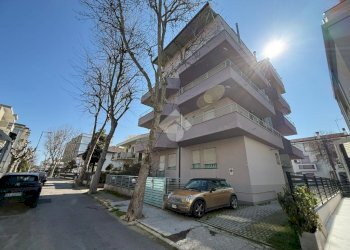 Trilocale Viale Foscolo, Riccione - foto 1