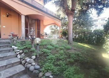 Quadrilocale villa a schiera via delle quattro marie, Bellinzago Lombardo - foto 2