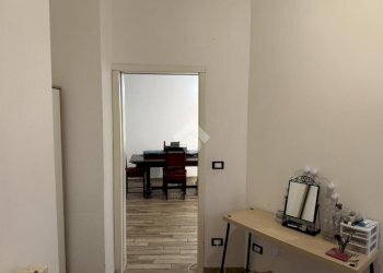 Quadrilocale Via Caffaro, Genova (zona Castelletto) - foto 12