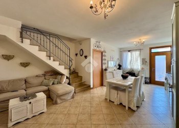 Two-room apartment Via prov. le Uso, Borghi - photo 3