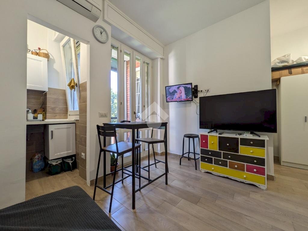 One-room apartment Via trevi, Milano (neighborhood Dergano) - photo 1