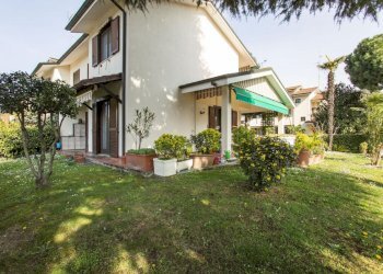Villa Bifamiliare Peschiera Borromeo - foto 1