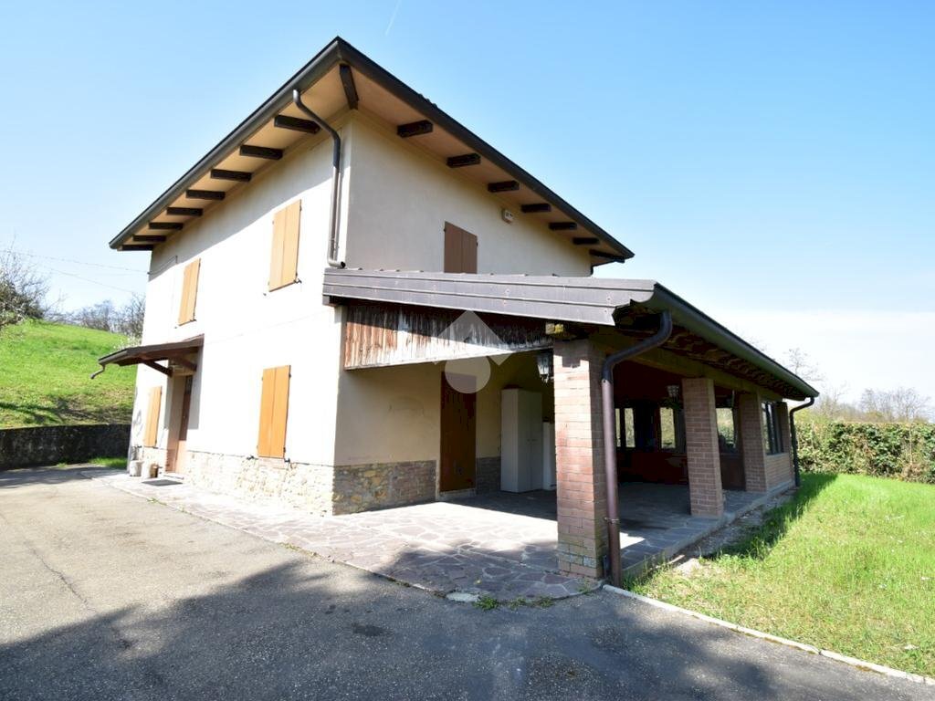 Villa Str. del Curolo, Sala Baganza - foto 1