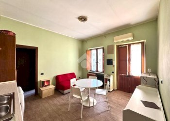 Bilocale Via vittoria, Torino (zona Borgo Vittoria) - foto 1