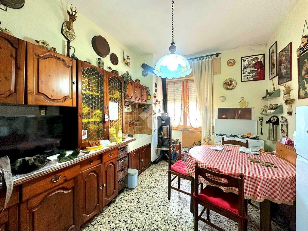 Four-room apartment Via Giuseppe Mazzini, Cengio - photo 1