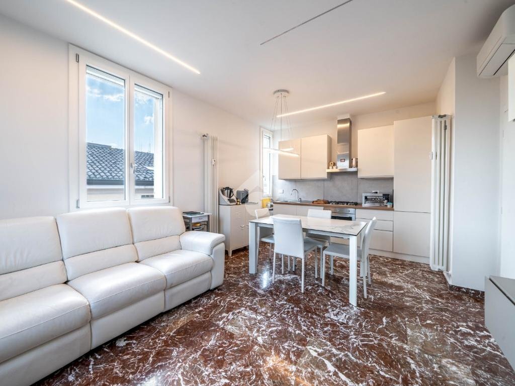 Trilocale Viale Martiri della Libertà, Modena (zona Centro Storico) - foto 3