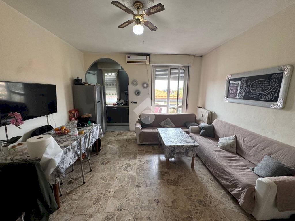 Three-room apartment Via Giacomo Leopardi, Vaprio d'Adda - photo 2