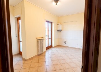 Three-room apartment via del portico, Cuneo - photo 14