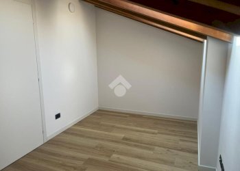 Three-room apartment Via monte sabotino, Paderno Dugnano - photo 16