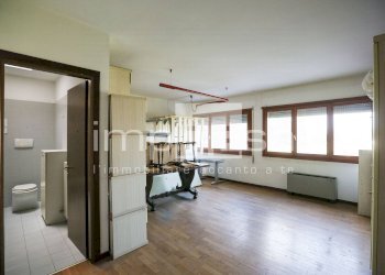 Foto 1 - Office via castellana
 
67, Treviso - photo 1