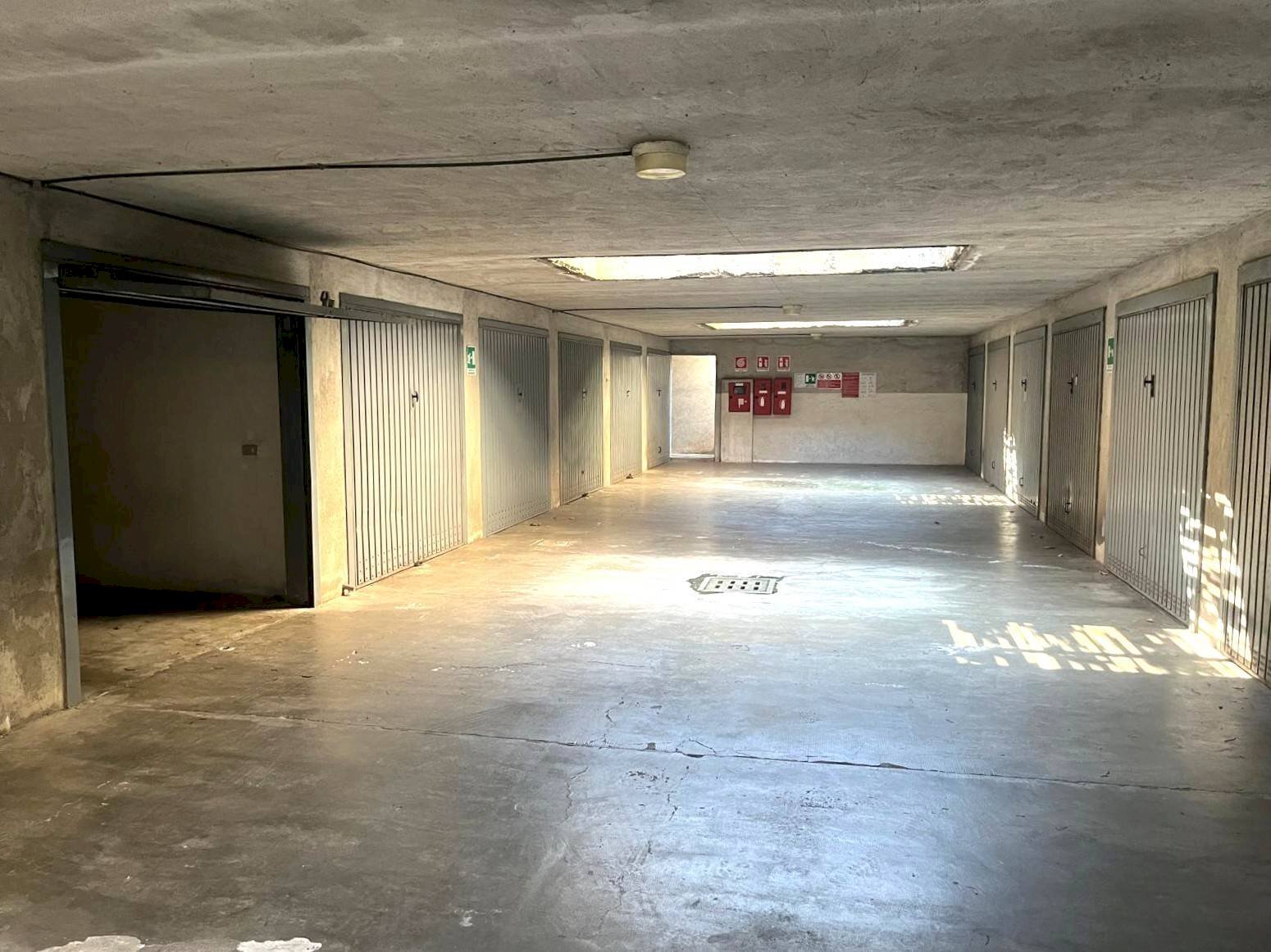 Foto 2 - Box Via Caprera, Malnate - photo 2