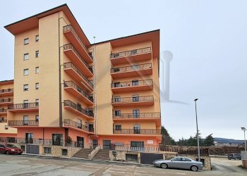 Foto 1 - Locale Commerciale Via Giancandido Pastorelli
 
16A, L'Aquila - foto 1