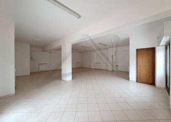 Foto 14 - Locale Commerciale Via Giancandido Pastorelli
 
16A, L'Aquila - foto 14